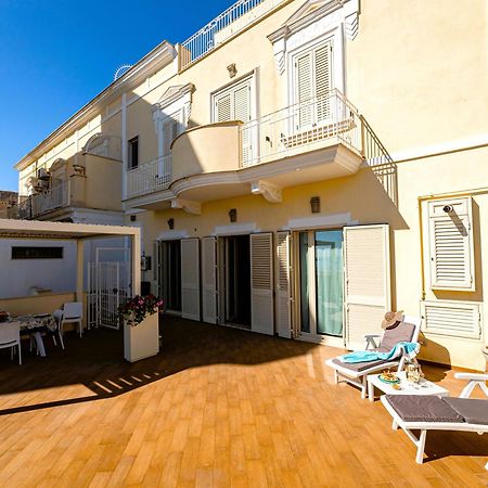 Mare E Castello Apartment Manfredonia Exterior foto