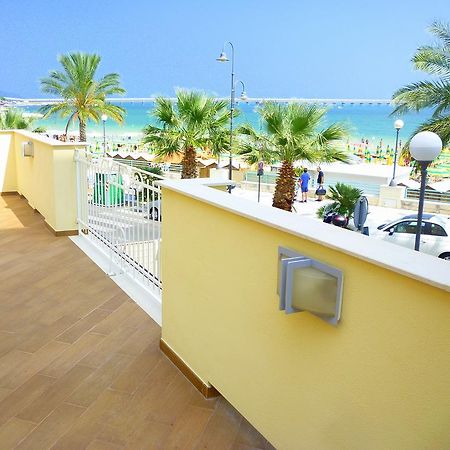 Mare E Castello Apartment Manfredonia Exterior foto
