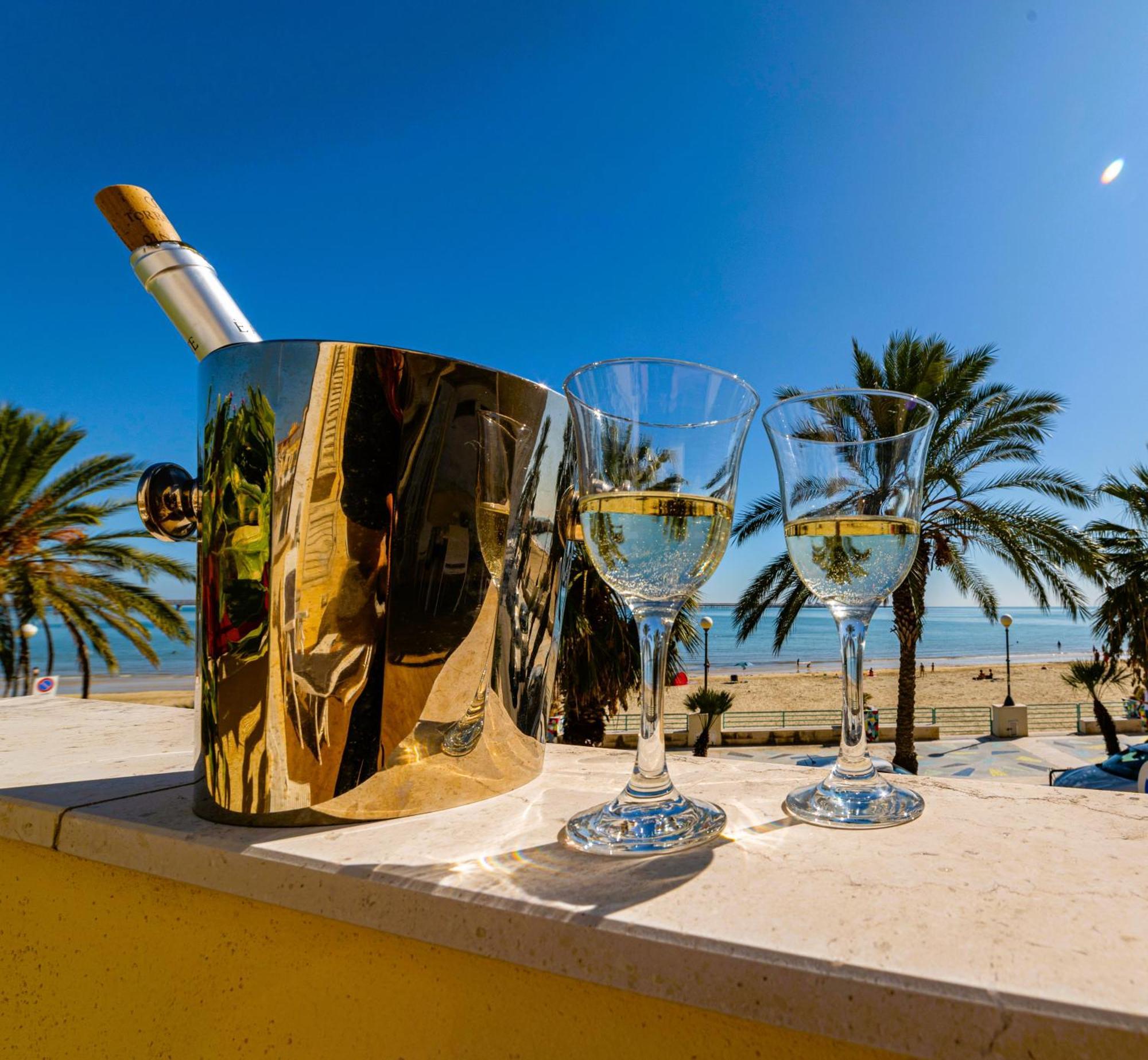 Mare E Castello Apartment Manfredonia Exterior foto