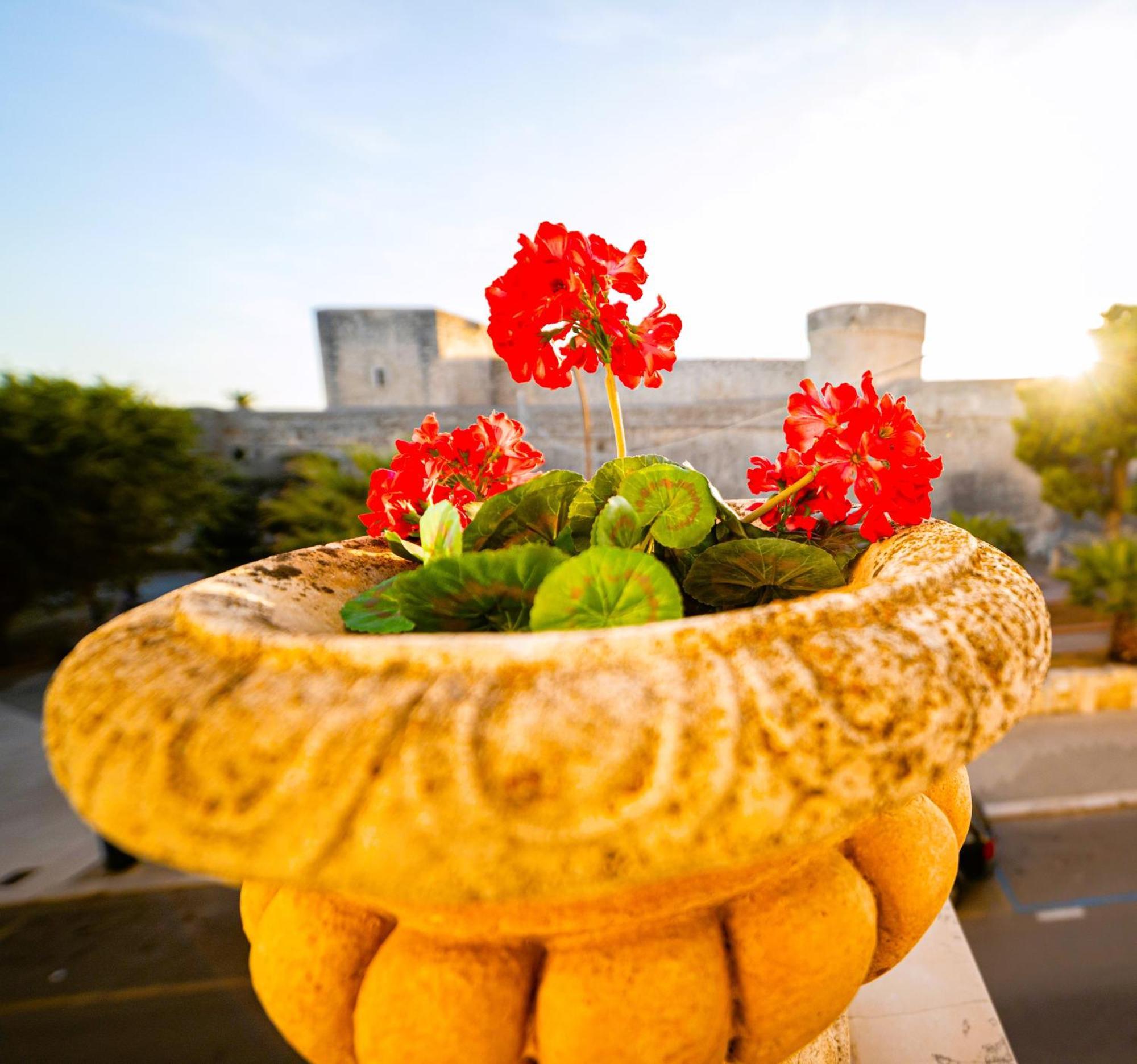 Mare E Castello Apartment Manfredonia Exterior foto