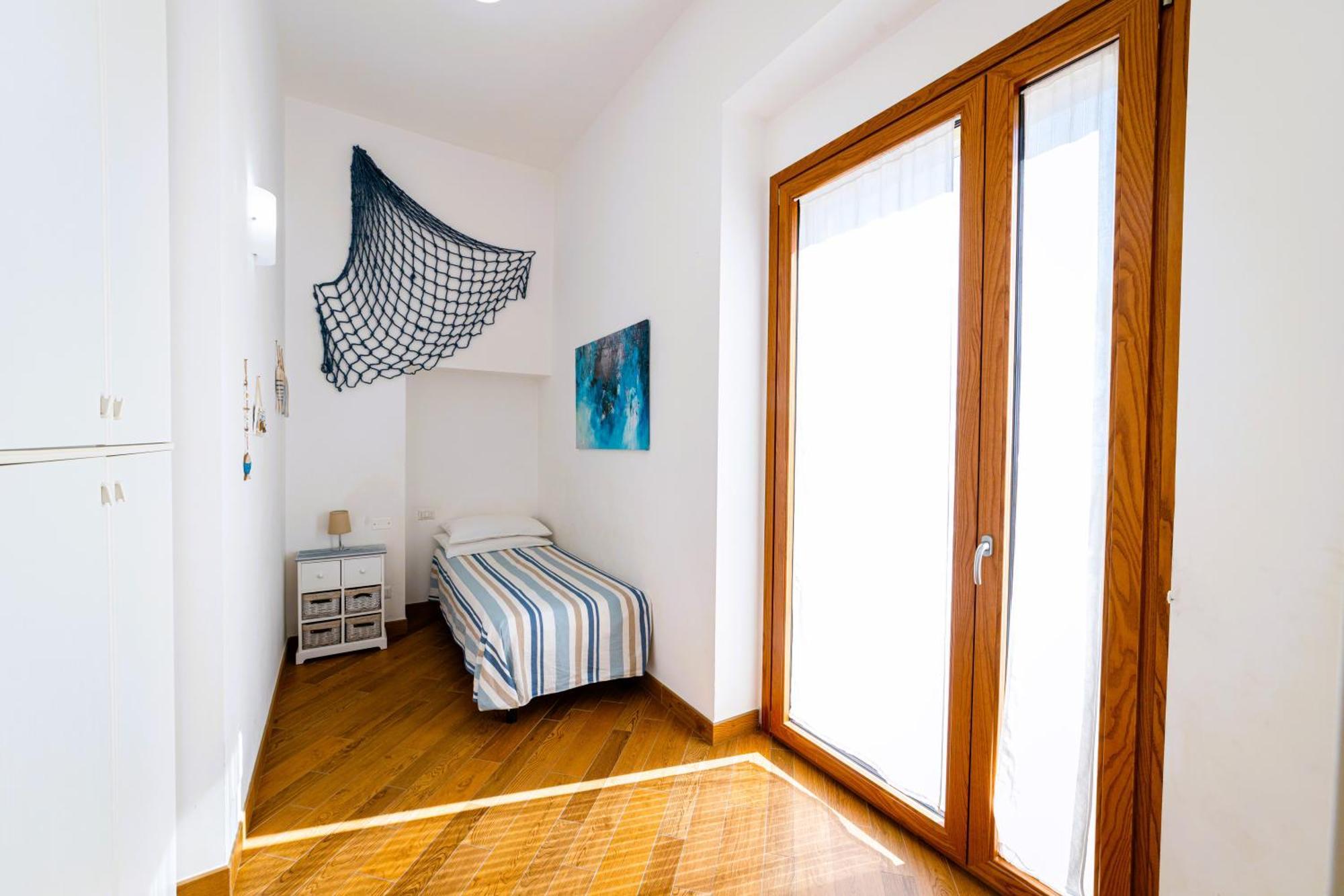 Mare E Castello Apartment Manfredonia Exterior foto